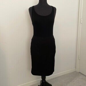 Banana Republic Black pencil skirt SZ 6